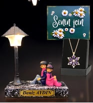 İsimli Biblolu Siyah Masa Lambası ve Gerçek Ametist Taşlı Lotus Kolye (Model 3)