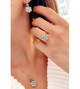 Elmas İsciliginde Zirkon 925 ayar gümüş rose  Set Takım