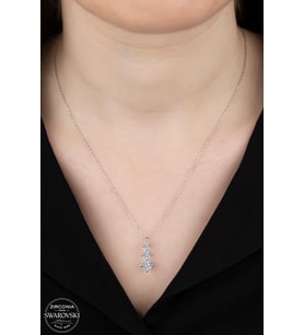 SWAROVSKİ CRYSTAL ÜÇ TAŞ SIRALI  925 AYAR GÜMÜŞ KOLYE