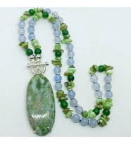 2863 Riyolit Akuamarin Fuchsite Sedef Hematit el yapımı kolye