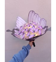 pembe renk kelebek buket kağıtlı ışıklı kelebek buketi