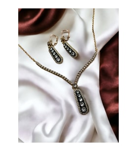 Zirkon Taşlı Elmas Montür Set