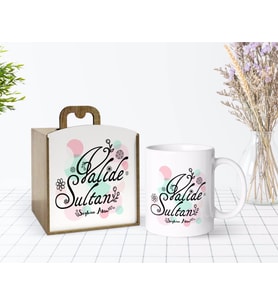 BK Gift Kişiye Özel Ahşap Kutuda Anneler Günü Temalı Valide Sultan Tasarımlı Beyaz Kupa Bardak-3
