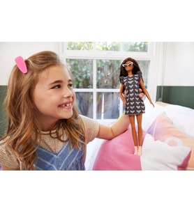 Barbie Büyüleyici Parti Bebekleri Fbr37-Ghw54 (Çok Renkli)