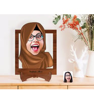 BK Gift Kişiye Özel Kadın Arapça Öğretmeni Karikatürlü Ahşap Standlı 3D Biblo-3 (Beyaz)