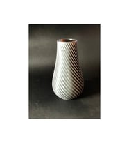 Lloret De Mar Lux Vazo Spiral Desen Beyaz 17cm
