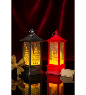 LED Işıklı Noel Feneri 2’li Set – Çam Ağacı & Bambi Temalı Dekoratif Yılbaşı Lambası 14 Cm (Kırmızı)