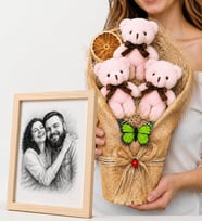 Size Özel Karakalem Fotoğraflı Ahşap Çerçeve ve Büyük Boy Peluş Ayıcık Buketi (Pembe)