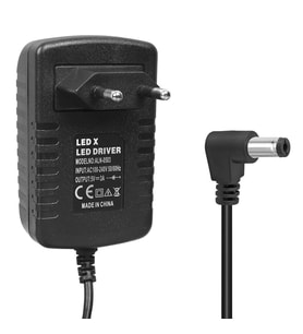 Powermaster PM-16737 5 Volt - 3 Amper 5.5*2.5 Mm Uçlu Plastik Kasa Adaptör