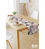 Mirror Flowers 4 Desenli Baskılı Süet Runner Masa Örtüsü