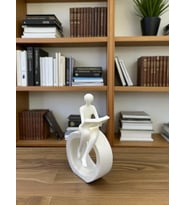 ToDekora Kitap Okuyan Figür Biblo – Beyaz Minimal Masaüstü Dekor,  Modern Ev/Ofis (Düz Beyaz)