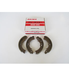 NISSAN SUNNY- B11 CD17- 84/86; ARKA FREN PABUCU BENZİNLİ/DİZEL TİP (90X35) (DAIWA) 44060-01A00