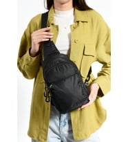 Üç Bölmeli Unisex Göğüs (Bodybag) Çantası Siyah (Model: 571-9N)