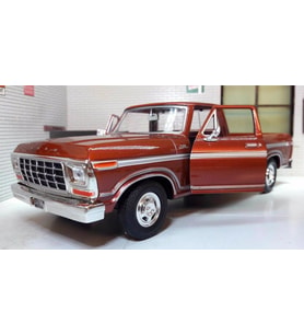 MotorMax 1979 Ford F-150 Custom Kahverengi 1:24 Model Araba