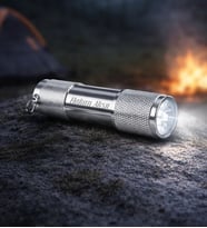 Kişiye Özel İsimli 9 LED Gümüş Gri El Feneri 1202 – Lazer Baskılı Taşınabilir El Feneri