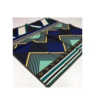 Geometrik Desen Black Seri Twill Eşarp Eşarp Askısı ile Birlikte 90x90 cm Yeşil 
