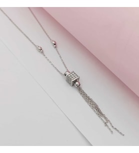 Gümüş Küp Model Zirkon Taşlı Sallantılı Kolye 925 Ayar (Karışık)