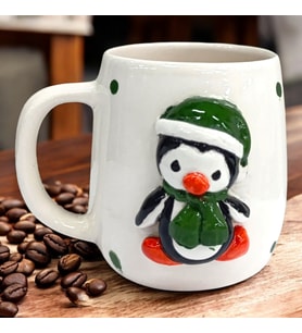 3d Kabartma El Yapımı Seramik Yeşil Bereli Sevimli Penguen Kupa Bardak 400 ml