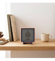 Çağdaş Tasarım Sabır Yazılı Dekoratif Aksesuar, Modern ve Manevi Duruşuyla Çalışma Masası İçin 10x10