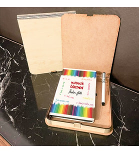 Matematik Öğretmeni Ahşap Kutulu Defter Kalem Set 003