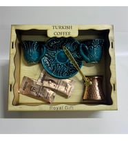 Sevgiliye ve Arkadaşa Özel Bakır Cezveli Kabartma Desenli Kahve Fincan Seti (Mavi)