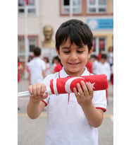 40'lı Set Çubuklu Kağıt Türk Bayrağı 12x20 cm - 23 Nisan Kutlama ve Süsleme Seti (Kırmızı-Beyaz)