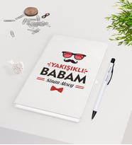 BK Gift Kişiye Özel Yakışıklı Babam Tasarımlı 9x14cm Beyaz Defter ve Kalem Hediye Seti - Model 3