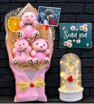 Kişiye Özel Fotoğraflı Set  Led Işıklı Fanus ve Fotoğraf Büyük Boy 3'lü Pembe Ayıcık Buketi (Model 1)