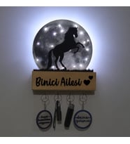 Lucenda Işıklı Pleksi Dolunay Kişiselleştirilebilir Dekoratif Biblo Ahşap Sage At Anahtar Askılığı (Gri)