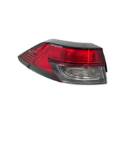 Leoparts Toyota Corolla Cross Stop Lambası Dış Sol (Ledli) 2022-2024 81561-16700