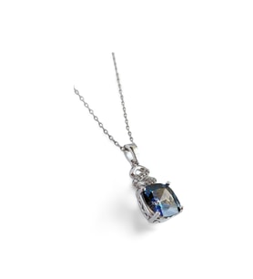 925 Gümüş Mavi Topaz Taşlı Love Tasarım Kadın Kolye