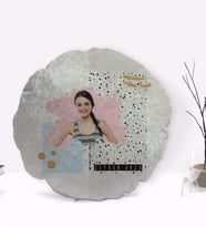 BK Gift Kişiye Özel İsimli Fotoğraflı Yuvarlak Dekoratif Kırlent Yastık-3