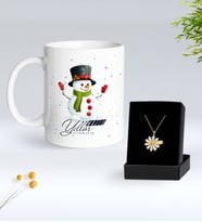 Sevgiliye Yılbaşı Hediyesi BK Gift Kişiye Özel İsimli Yılbaşı Tasarımlı Beyaz Kupa Bardak ve Papatya Kolye Hediye Seti-7, Sevgiliye Hediye, İsimli Kolye