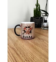3D Domuzcuk Hediye Kupa Bardak Sihirli İsimli İsim Yazılı (Siyah)
