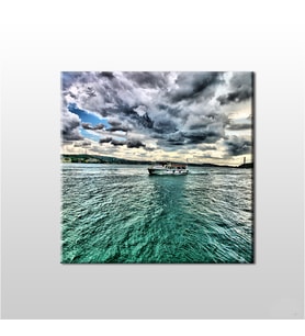 Yeşil Yansıyan Deniz Kanvas Tablo 150x150cm