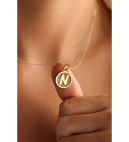 Kişiye Özel 925 Ayar Gümüş Minimalist Harf Kolye (Gold)