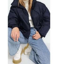 Tasarım Düz Astarlı Yaka Standart Oversize Dik Kadın Oversize Su İtici Şişme Kapitone Mont