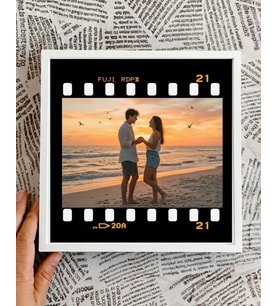 Stüdyo 14 Kişiye Özel Fotoğraflı Flim Şeridi 21x21 Sök Tak Çerçeve -Sevgiliye Hediye Arkadaşa Hediye