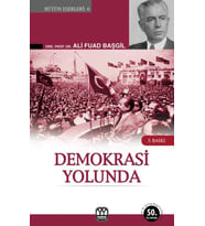 Demokrasi Yolunda
