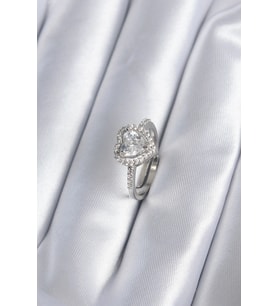 Pirinç Gümüş Renk Zirkon Taşlı Kalp Charm Model Kadın Yüzük 5886