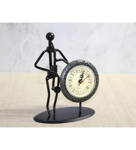 Metal Saatli Saksafon Çalan Müzisyen Alk4335