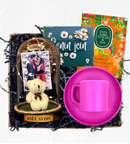Fotoğraflı İsimli ve Işıklı Fanus & Pembe Kahve Fincanı Hediye Seti  Kişiye Özel Premium Set (Model 10)