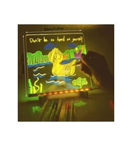 Renkli LED Işıklı Çizim Tahtası 20x20cm, Yaratıcı ve Eğlenceli Tasarım