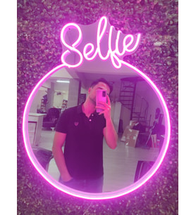 Selfie neon led ışıklı ayna (62x50cm)
