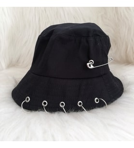 Piercingli Bucket Şapka (Siyah)