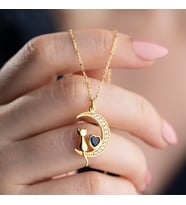 Vaoov 925 Ayar Gümüş Kalp Taşlı Ay ve Kedi Kolye (Gold)