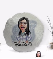 BK Gift Kişiye Özel İsimli Kadın Doktor Karikatürlü Yuvarlak Dekoratif Kırlent Yastık-1