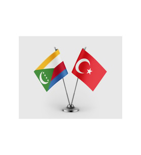 Komorlar Bayrağı ve Türk Bayrağı İkili Saten Masa Bayrağı Takımı