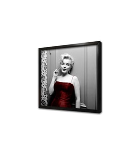 Marilyn Monroe Kırmızı Kıyafetiyle Çerçeveli Mdf Tablo