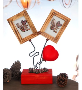 FOTOLABTR  FOTOĞRAFLI 2 Lİ KALPLİ 6X9 CM AHŞAP ÇERÇEVE + 4 ADET 6X9 FOTOĞRAF